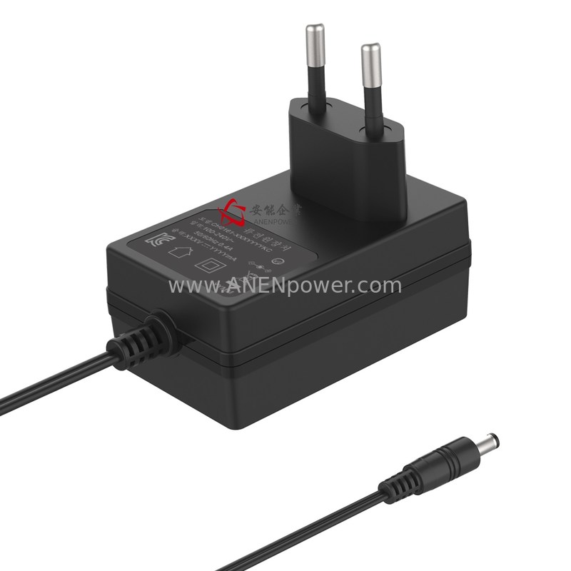 KC Approval Korea Plug 16.8W Torch Battery Charger 7.2V, 8.4V Lithium